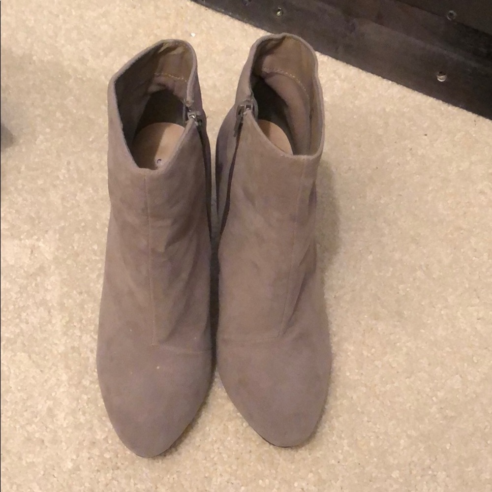 FINAL PROCE DROP 💥 Just Fab booties